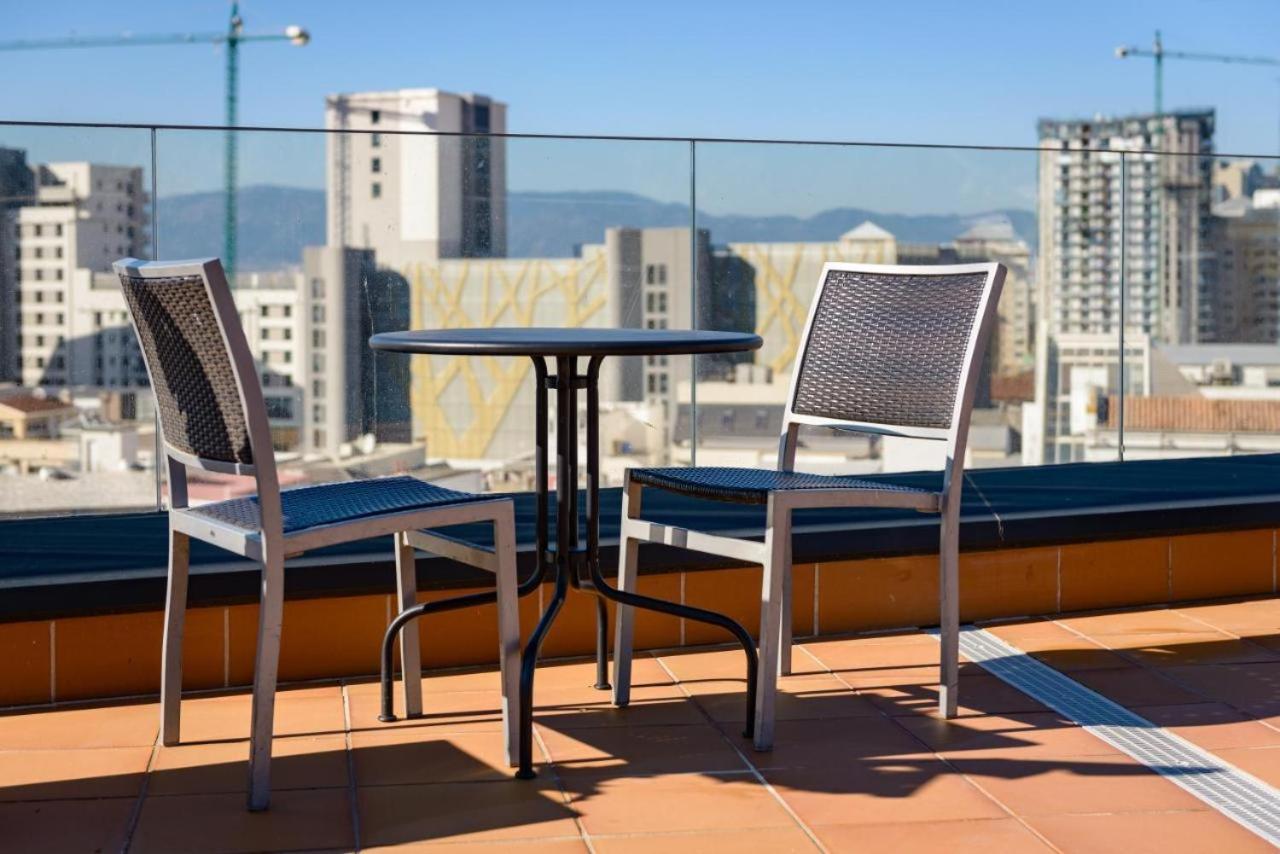 Gibraltar Central Suites Extérieur photo