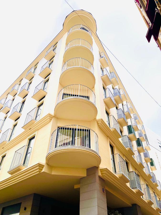 Gibraltar Central Suites Extérieur photo