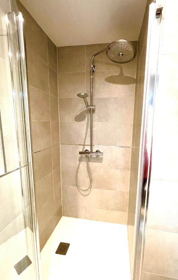 Gibraltar Central Suites Extérieur photo