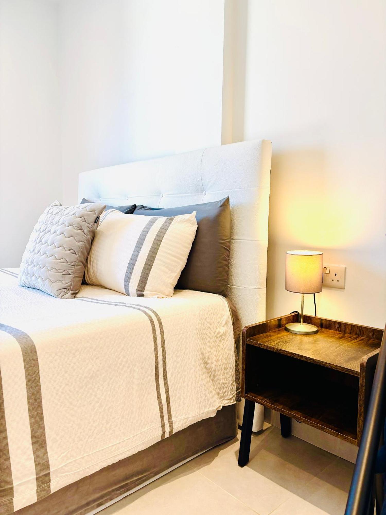 Gibraltar Central Suites Extérieur photo
